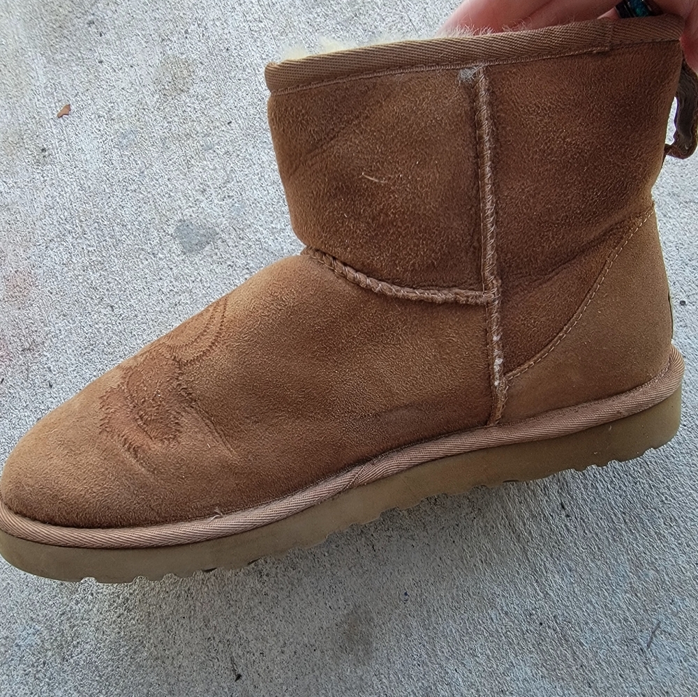 Mini Ugg Boots - image 7